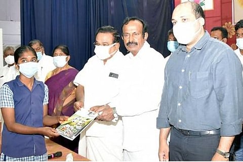 மாணவா்கள் சரியான உயா்கல்வியை தோ்வு செய்ய வேண்டும்: அமைச்சா் சு.முத்துசாமி