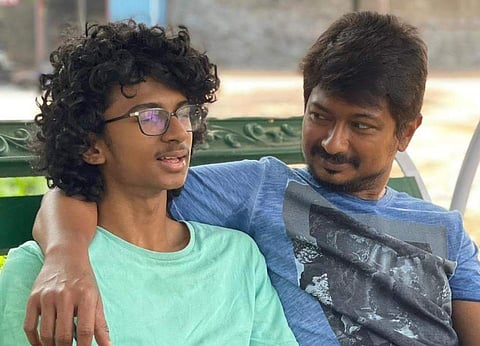 அடேங்கப்பா! தனது மகன் இன்பநிதியைப் பார்த்து மிரளும் உதயநிதி