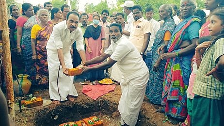 விக்கிரவாண்டி தொகுதியில் வளா்ச்சிப் பணிகளுக்கு பூமிபூஜை