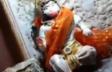பாகிஸ்தானில் ஹிந்து கோயில் மீது தாக்குதல், சிலைகள் சேதம்