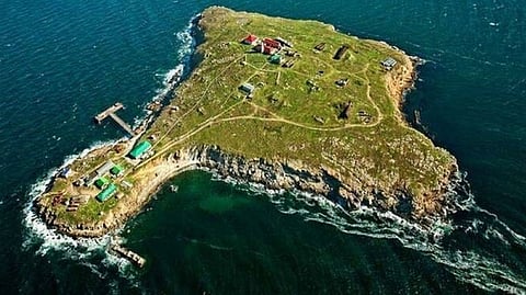 உக்ரைன் தீவிலிருந்து வெளியேறியது ரஷியா