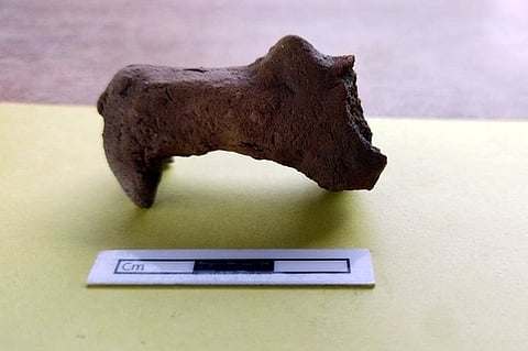 வெம்பக்கோட்டை அகழாய்வில் சுடுமண்ணாலான காளை உருவம் கண்டெடுப்பு