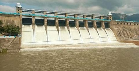 அமராவதி அணையில் உபரி நீர் வெளியேற்றம்: மக்களுக்கு வெள்ள அபாய எச்சரிக்கை