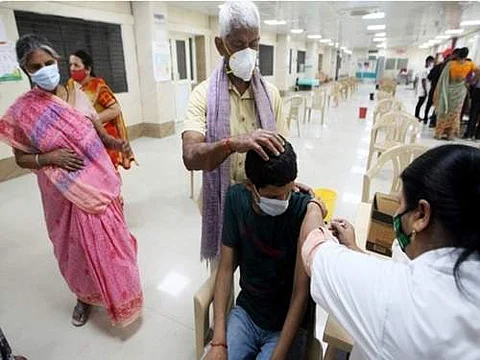 நாட்டில் ஒரே நாளில் 12.608 பேருக்கு தொற்று: 72  பேர் பலி