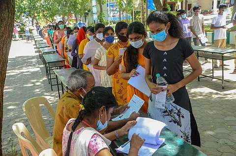 நுழைவுத் தேர்வு - கோப்பிலிருந்து..