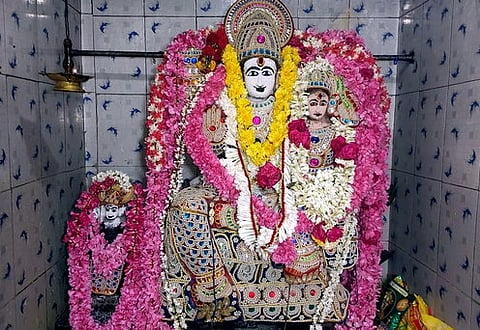 நித்தீஸ்வர சுவாமி கோயிலில் தேய்பிறை அஷ்டமி வழிபாடு