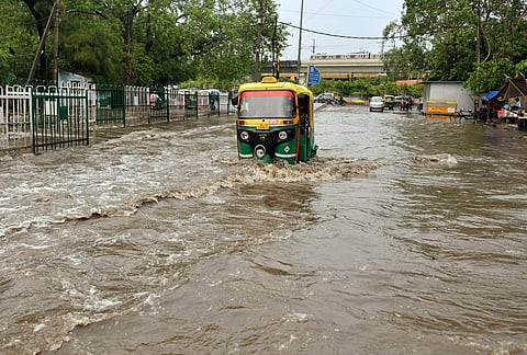 தெலங்கானாவில் தொடரும் கனமழை: அனைத்து மாவட்டங்களுக்கும் எச்சரிக்கை