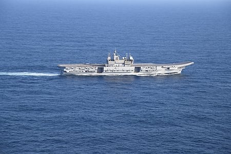 ‘விக்ராந்த்’ போா்க் கப்பல் கடற்படையிடம் ஒப்படைப்பு