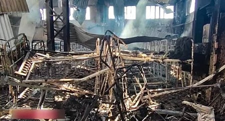 ராக்கெட் குண்டுவீச்சில் 50 உக்ரைன் போா்க் கைதிகள் பலி