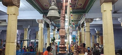 அம்பாசமுத்திரம் சின்ன சங்கரன் கோயிலில் ஆடித்தவசு விழாவை முன்னிட்டு கொடியேற்றப்பட்டது