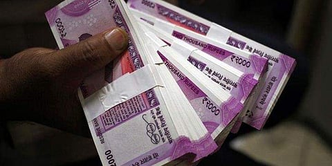 'அதிக வட்டி தருவதாகக் கூறினால் மக்கள் ஏமாறக் கூடாது'