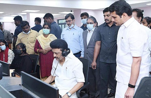 மின்நுகர்வோரிடம் குறைதீர் சேவைப் பற்றி கேட்ட முதல்வர்