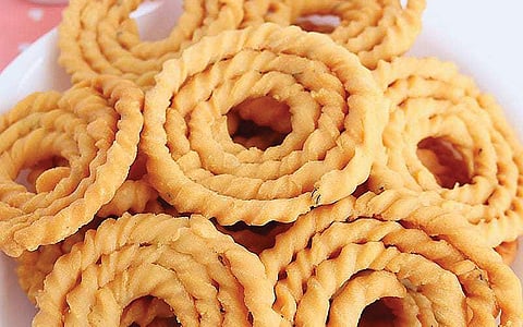 கை முறுக்கு