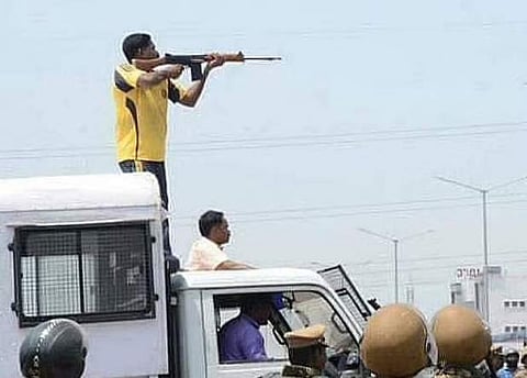 தூத்துக்குடி துப்பாக்கிச்சூடு: பேரவையில் அறிக்கை