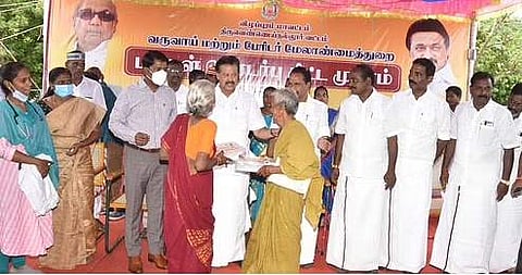 சின்னசெவலையில் 222 பயனாளிகளுக்கு நலத் திட்ட உதவிகள்: அமைச்சா் பொன்முடி வழங்கினாா்