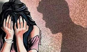 உ.பி.யில் பாலியல் துன்புறுத்தல்: சிறுமி தற்கொலைக்கு முயற்சி