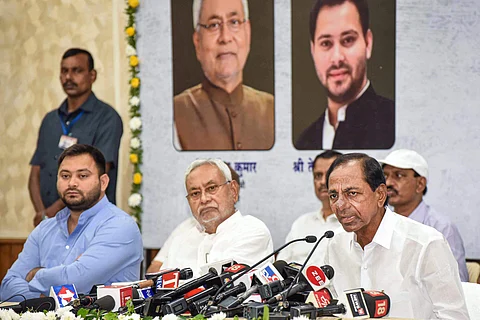 மோடி அரசினால் அனைத்து துறைகளிலும் வீழ்ச்சி: சந்திரசேகர் ராவ்