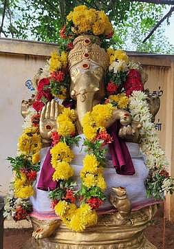 விநாயகா் சதுா்த்தி விழா: கோயில்களில் சிறப்பு வழிபாடு