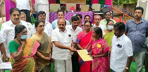 சின்னப்பள்ளிகுப்பத்தில் சிறப்பு மனு நீதி நாள் முகாம்