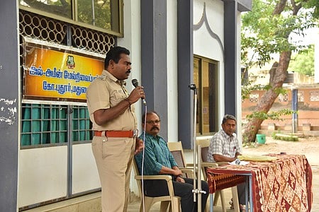 பள்ளியில் போதை தடுப்பு விழிப்புணா்வு நிகழ்ச்சி