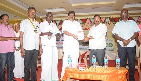 முத்துப்பேட்டையில் தென்னைவிவசாயிகளுக்கான கருத்தரங்கு