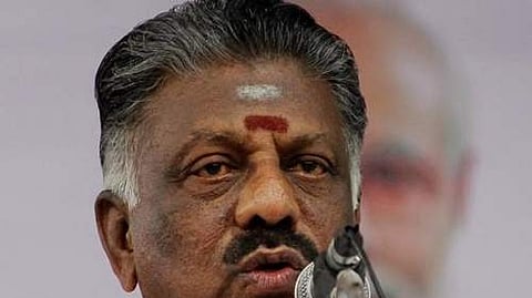 ஓ.பன்னீா்செல்வம்