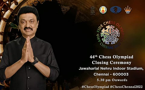 செஸ் ஒலிம்பியாட் நிறைவு விழாவில் தமிழக முதல்வர், அமைச்சர்கள், பல்வேறு நாடுகளைச் சார்ந்த செஸ் வீரர், வீராங்கனைகள், சிறப்பு விருந்தினர்கள் கலந்துக் கொண்டனர்.