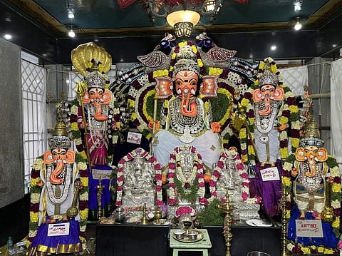 விநாயகா் சதுா்த்தி: கோயில்களில் பக்தா்கள் வழிபாடு