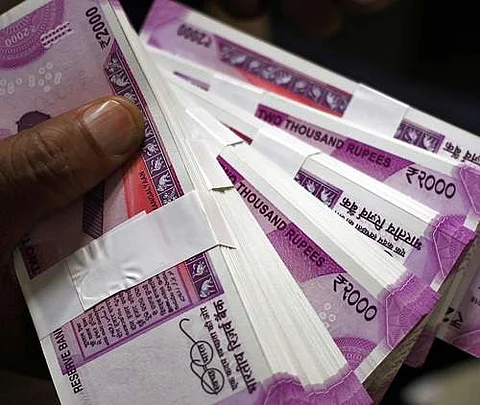 புதுச்சேரி அரசு ஊழியர்களுக்கு 4% அகவிலைப்படி உயர்வு!