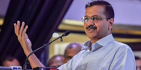 பகத்சிங் பிறந்த நாளில் ரத்த தானம் செய்யுங்கள்: அரவிந்த் கேஜரிவால்