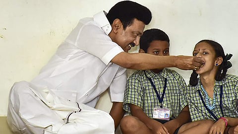 குழந்தைகள் உணவு உண்ணும் போது அவர்கள் முகத்தில் ஏற்பட்ட மகிழ்ச்சியால் எனக்கு அளவில்லாத ஆனந்தம் ஏற்பட்டது என்றார் முதல்வர் மு.க. ஸ்டாலின்.