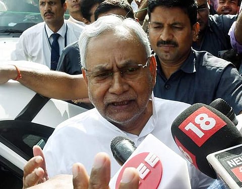 எதிா்க்கட்சி கூட்டணி ஆட்சிக்கு வந்தால் பின்தங்கிய மாநிலங்கள் அனைத்துக்கும் சிறப்பு அந்தஸ்து: நிதீஷ் குமாா்