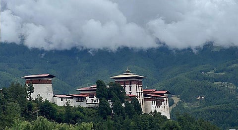 புதிய சுற்றுலா கொள்கைகளுடன் எல்லை நுழைவு வாயில்களை திறந்தது பூடான்