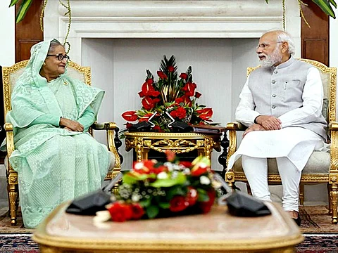 நான்கு  நாள் பயணமாக இந்தியா வந்துள்ள வங்கதேச பிரதமர் ஷேக் ஹசீனாவுடன் பாரத பிரதமர் நரேந்திர மோடி சந்திப்பு.