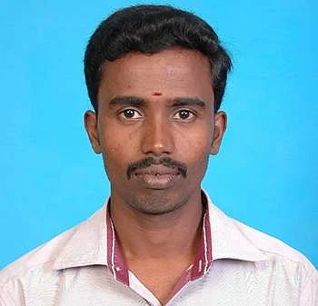 அனைக்குடம் கிராமத்தில் வெட்டிக் கொலை செய்யப்பட்ட வழக்குரைஞர் சாமிநாதன்.