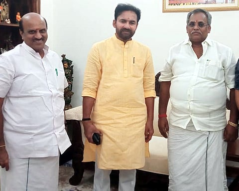 மத்திய அமைச்சா்களுடன் புதுவை பேரவைத் தலைவா்,அமைச்சா் சந்திப்பு