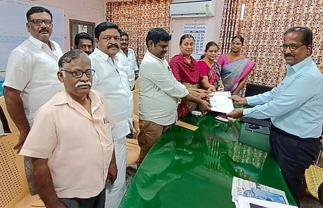 ராசிபுரம் நகரில் தடையற்ற குடிநீா் வழங்க வலியுறுத்தல்