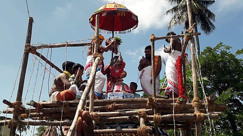 கூத்தாநல்லூர்: இஸ்லாமியர்கள் பங்கேற்ற மஹா காளியம்மன் கோயில் கும்பாபிஷேகம்
