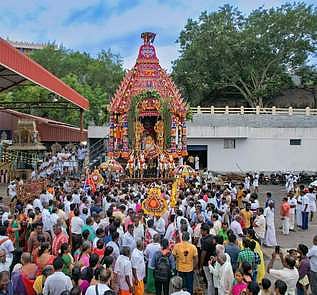 ரத்தினகிரி பாலமுருகன் கோயில் புதிய  திருத்தோ் வெள்ளோட்டம்
