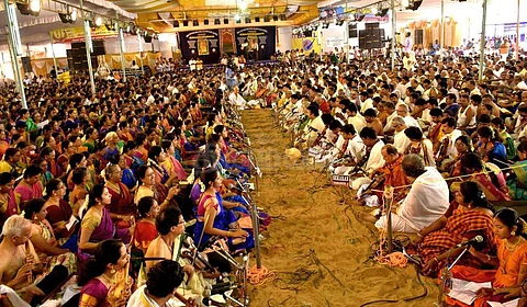 ஆராதனை நாளில் நடைபெற்ற பஞ்சரத்ன கீர்த்தனையில் பங்கேற்ற இசைக் கலைஞர்கள் (கோப்புப்படம்).