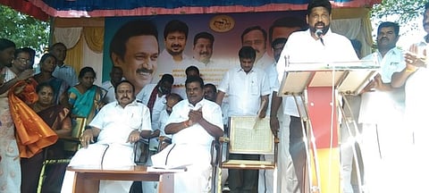 கோனேரிப்பட்டியில் நிழற்கூடம்: எம்.பி. திறந்து வைப்பு