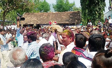 வாழப்பாடி அடுத்த சின்னமநாயக்கன்பாளையத்தில் நடைபெற்ற வங்காநரி ஊர்வலம். (கோப்புப்படம்)