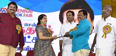 குறிக்கோளும் அா்ப்பணிப்பும் இருந்தால் வெற்றியாளராகலாம்!