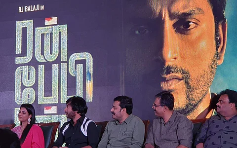 பிரின்ஸ் பிக்சர்ஸ் பேனரில் ஆர்.ஜே.பாலாஜி உடன் ஐஸ்வர்யா ராஜேஷ், ராதிகா, விவேக் பிரசன்னா ஆகியோர் நடித்துள்ளனர்.