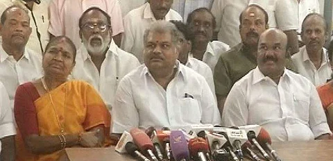 ஈரோடு தேர்தலில் அதிமுக கூட்டணி வேட்பாளர் யார்? - ஓரிரு நாளில் அறிவிப்பு!