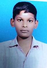 மாணவி  மணிமொழி, மாணவா்  சபரிவாசன்.