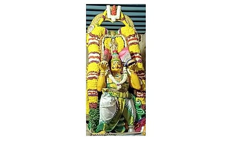 காஞ்சிபுரம் வைகுண்ட பெருமாள் கோயிலில் பரமபதவாசல் திறப்பு.