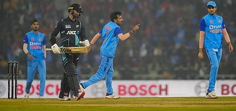 விமர்சனங்கள் எதிரொலி: லக்னெள ஆடுகள வடிவமைப்பாளர் நீக்கம்!