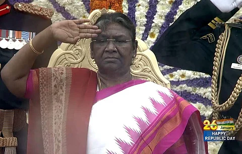 நாடாளுமன்றம் புறப்பட்டார் குடியரசுத் தலைவர் திரௌபதி முர்மு