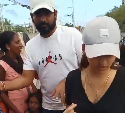 சாலையோர மக்களுக்கு புத்தாண்டு பரிசு வழங்கிய நயன்தாரா!